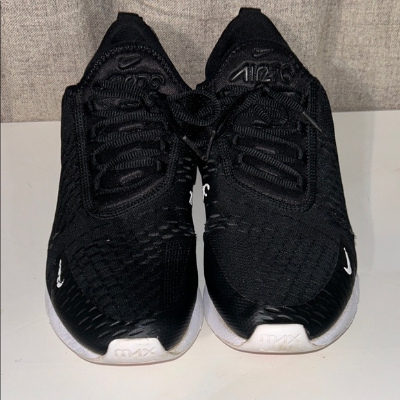 Nike Air Max 270 Black and White‎ Oreo Retro LowSneakers AH8050-002 Mens Size 10 - Picture 3 of 11